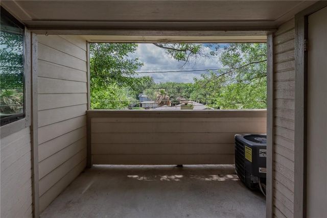 2500 Burleson RD 614, Austin, TX 78741