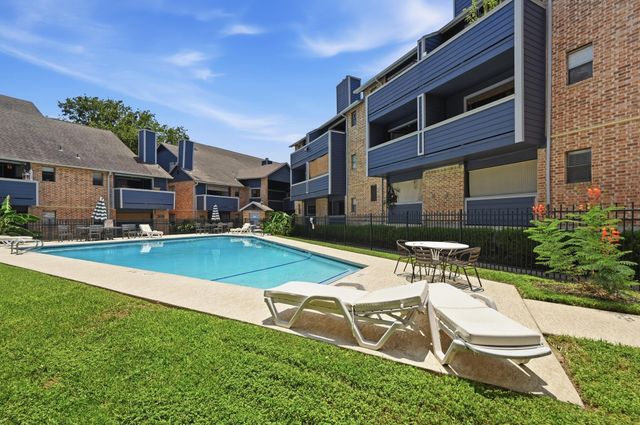 2500 Burleson RD 614, Austin, TX 78741