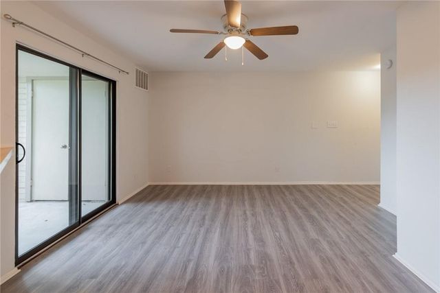 2500 Burleson RD 614, Austin, TX 78741