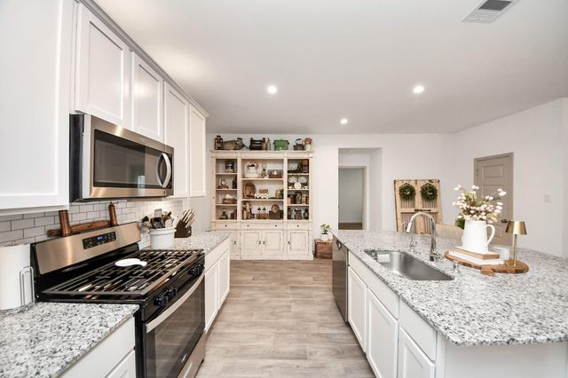 7323 Sunset Creek Drive, Richmond, TX 77469