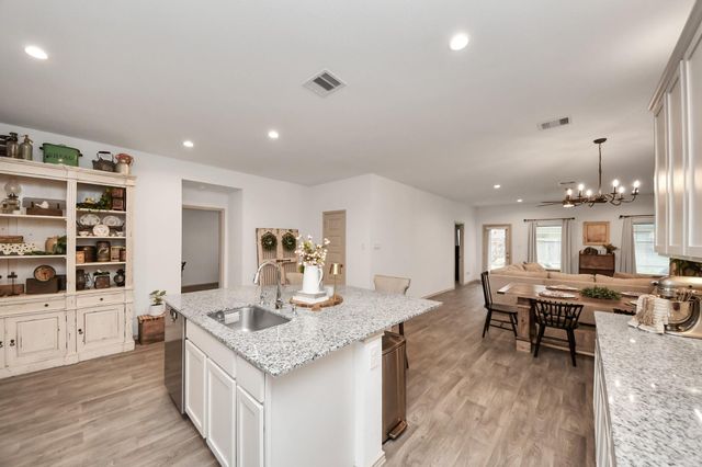 7323 Sunset Creek Drive, Richmond, TX 77469