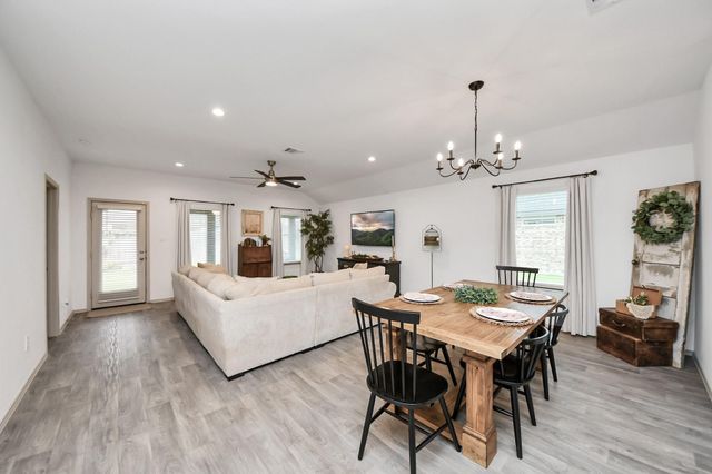 7323 Sunset Creek Drive, Richmond, TX 77469