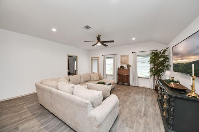 7323 Sunset Creek Drive, Richmond, TX 77469