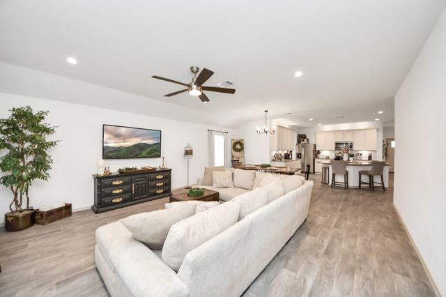 7323 Sunset Creek Drive, Richmond, TX 77469