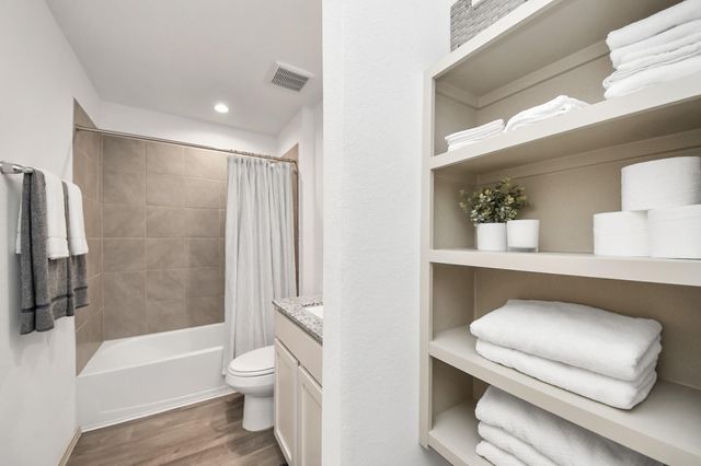 7323 Sunset Creek Drive, Richmond, TX 77469