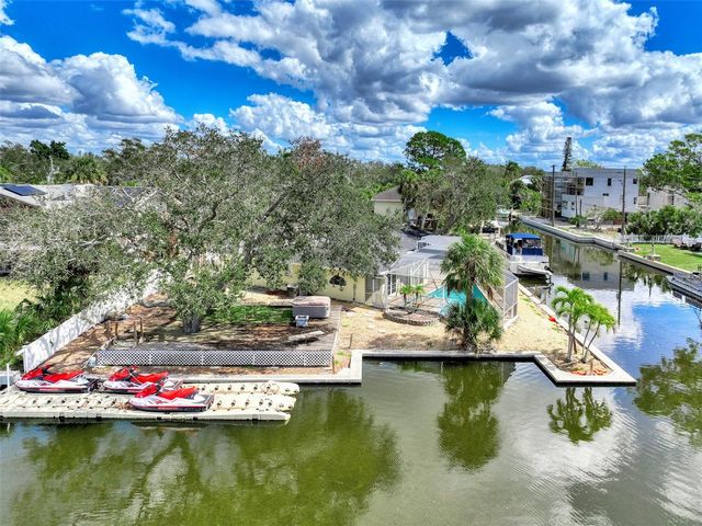 5174 SANDY COVE AVENUE, Sarasota, FL 34242