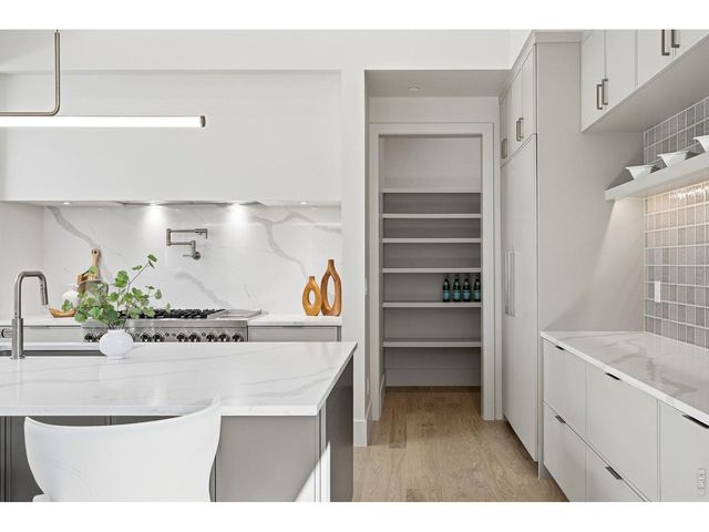 406 S 3rd Ave, Superior, CO 80027