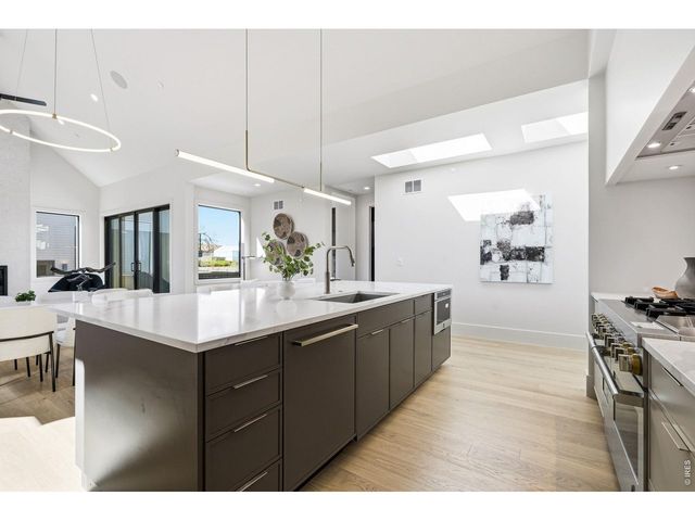 406 S 3rd Ave, Superior, CO 80027