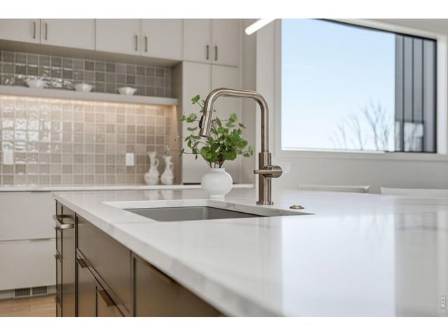 406 S 3rd Ave, Superior, CO 80027