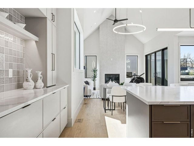 406 S 3rd Ave, Superior, CO 80027