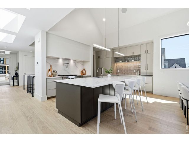 406 S 3rd Ave, Superior, CO 80027