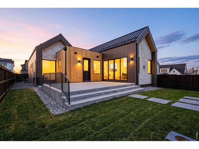 406 S 3rd Ave, Superior, CO 80027