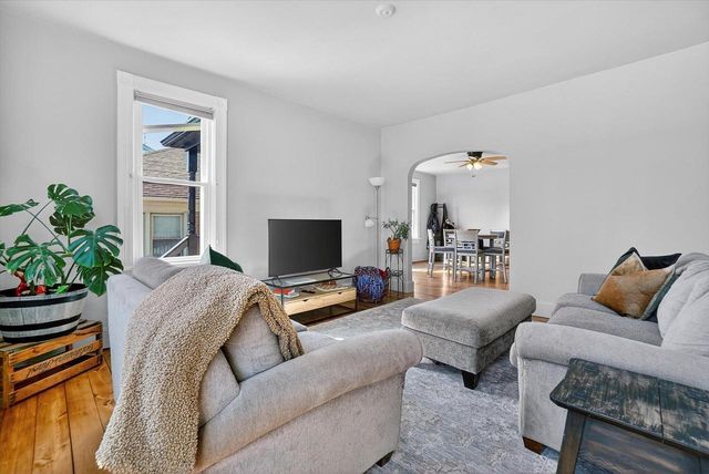 2220 Green STREET, Racine, WI 53402