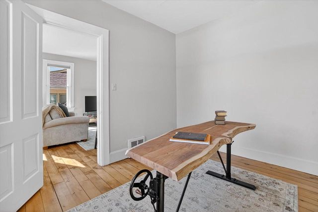 2220 Green STREET, Racine, WI 53402