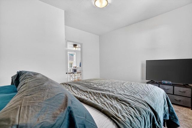 2220 Green STREET, Racine, WI 53402