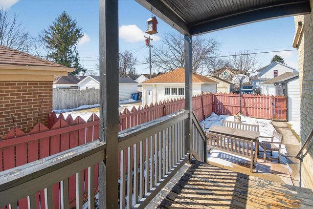 2220 Green STREET, Racine, WI 53402