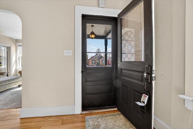 2220 Green STREET, Racine, WI 53402