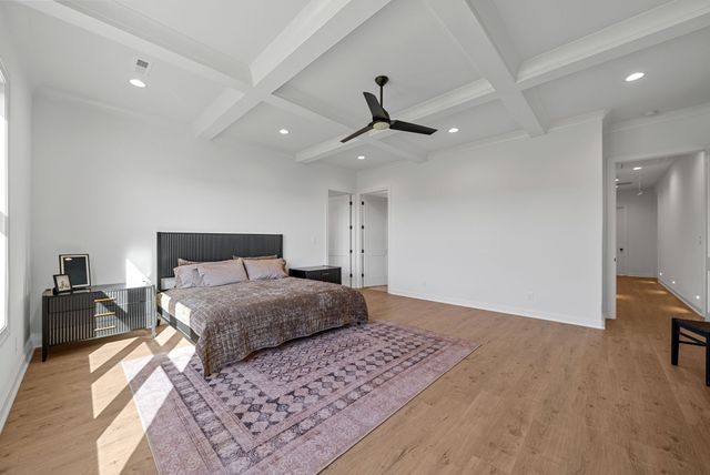 1914 Hickory Point Rd, Clarksville, TN 37043