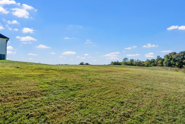 1914 Hickory Point Rd, Clarksville, TN 37043