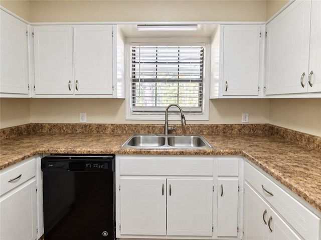 30 Smoke Rise Court, Stockbridge, GA 30281
