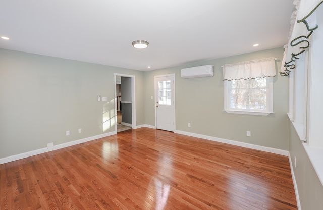 282 Wallace Road, Bedford, NH 03110