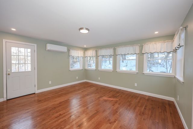 282 Wallace Road, Bedford, NH 03110