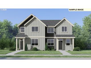1047 Cardinal St HS65, Woodburn, OR 97071