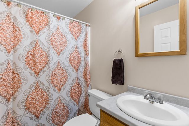 4 Ledley Lane, Meredith, NH 03253