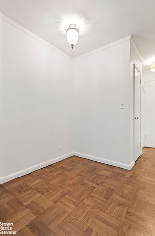 399 E 72nd St Apt 3D, New York City, NY 10021