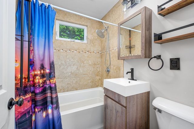 204 Lowell St., New Bedford, MA 02745