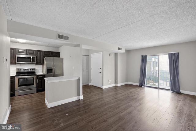 364 SAYBROOK LN, Wallingford, PA 19086