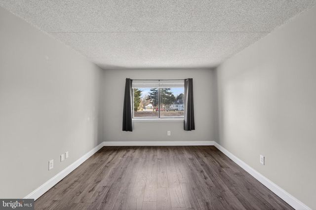 364 SAYBROOK LN, Wallingford, PA 19086