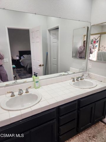 18612 El Dorado Court, Canyon Country, CA 91351