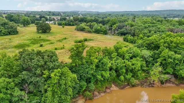 10417 S 33rd West Avenue, Jenks, OK 74037