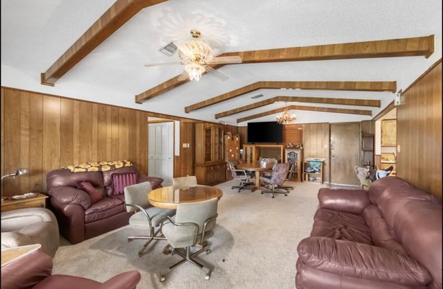 301 Reven Acres DR, Kingsland, TX 78639