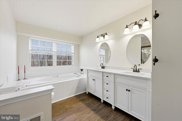 140 DURHAM DR, Coatesville, PA 19320