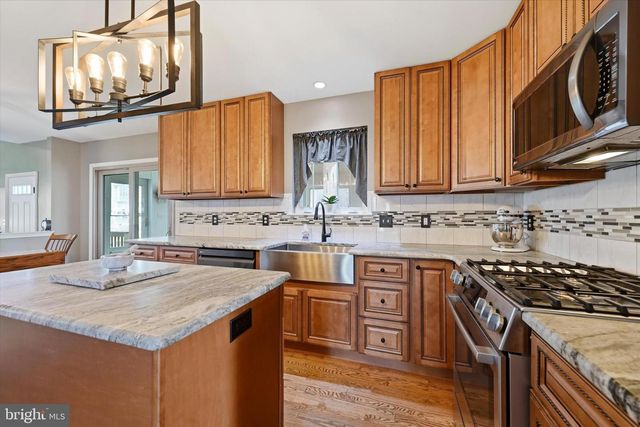 140 DURHAM DR, Coatesville, PA 19320
