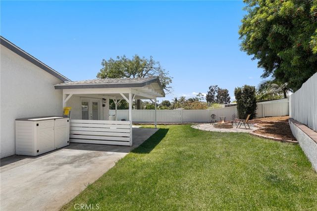 1026 Louie Place, Vista, CA 92084