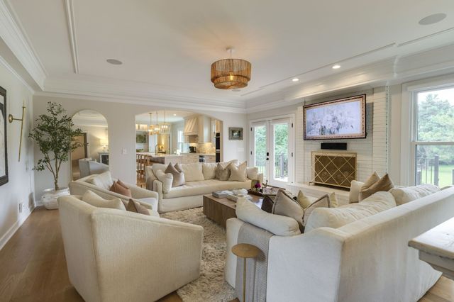 1309 Arrowhead Dr, Brentwood, TN 37027