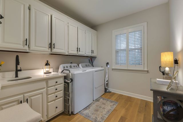 1309 Arrowhead Dr, Brentwood, TN 37027