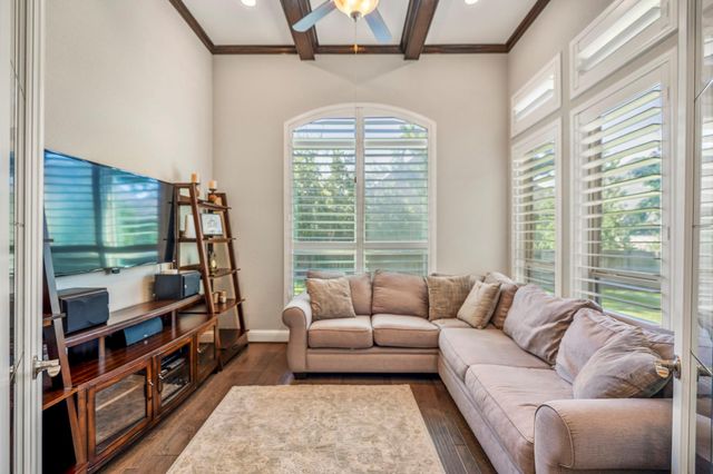 219 Chirping Squirrel Court, Pinehurst, TX 77362