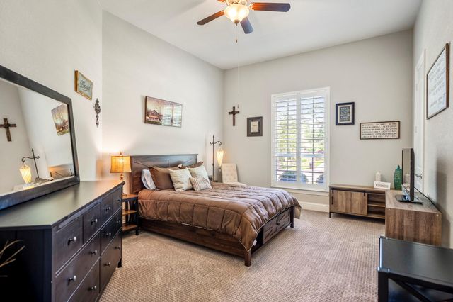 219 Chirping Squirrel Court, Pinehurst, TX 77362