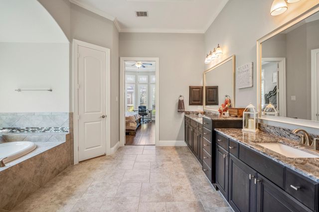 219 Chirping Squirrel Court, Pinehurst, TX 77362