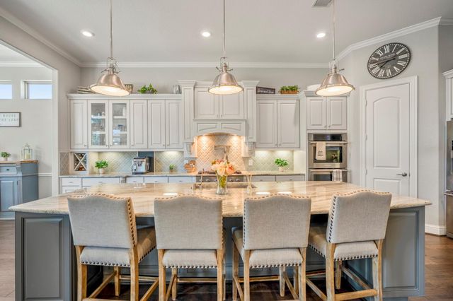 219 Chirping Squirrel Court, Pinehurst, TX 77362
