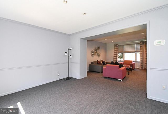 27 ARABIAN WAY, Holland, PA 18966