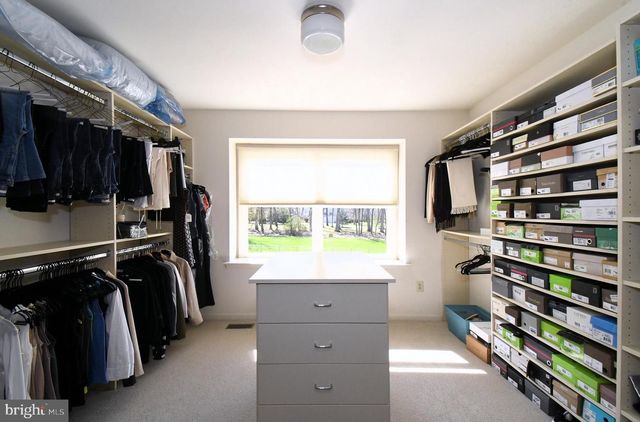 27 ARABIAN WAY, Holland, PA 18966