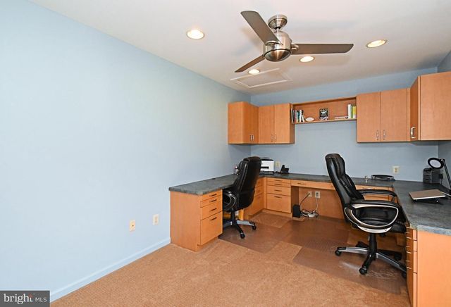 27 ARABIAN WAY, Holland, PA 18966