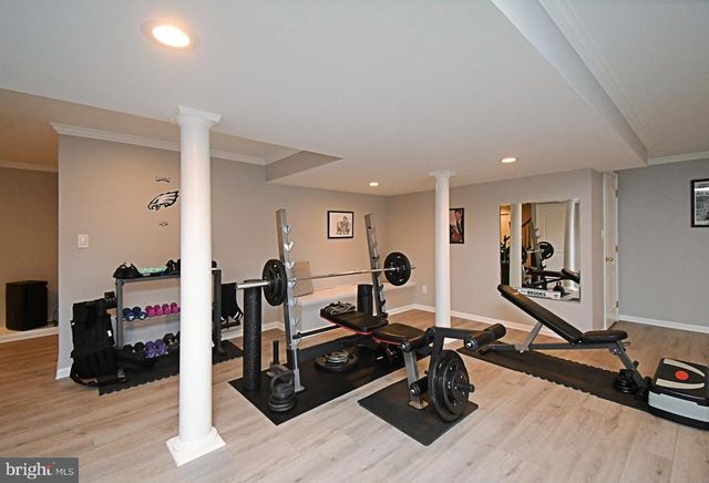 27 ARABIAN WAY, Holland, PA 18966