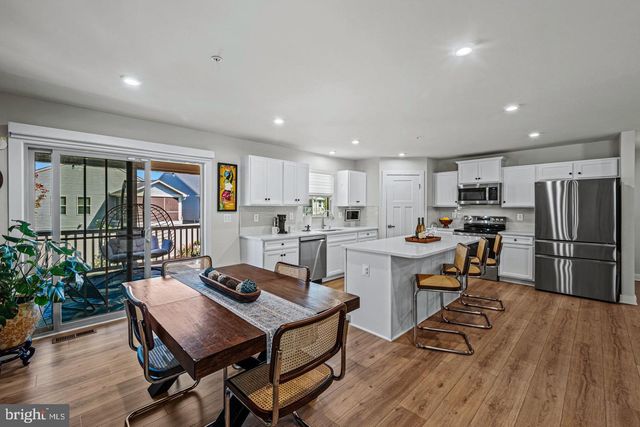 8406 MEADOW ROCK CT, Brandywine, MD 20613