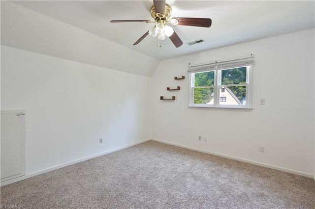 4313 Walnut Hollow Drive, Winston-salem, NC 27127